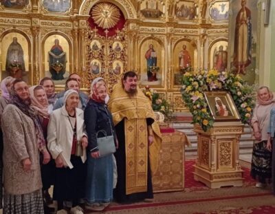 Молебен святителю Тихону